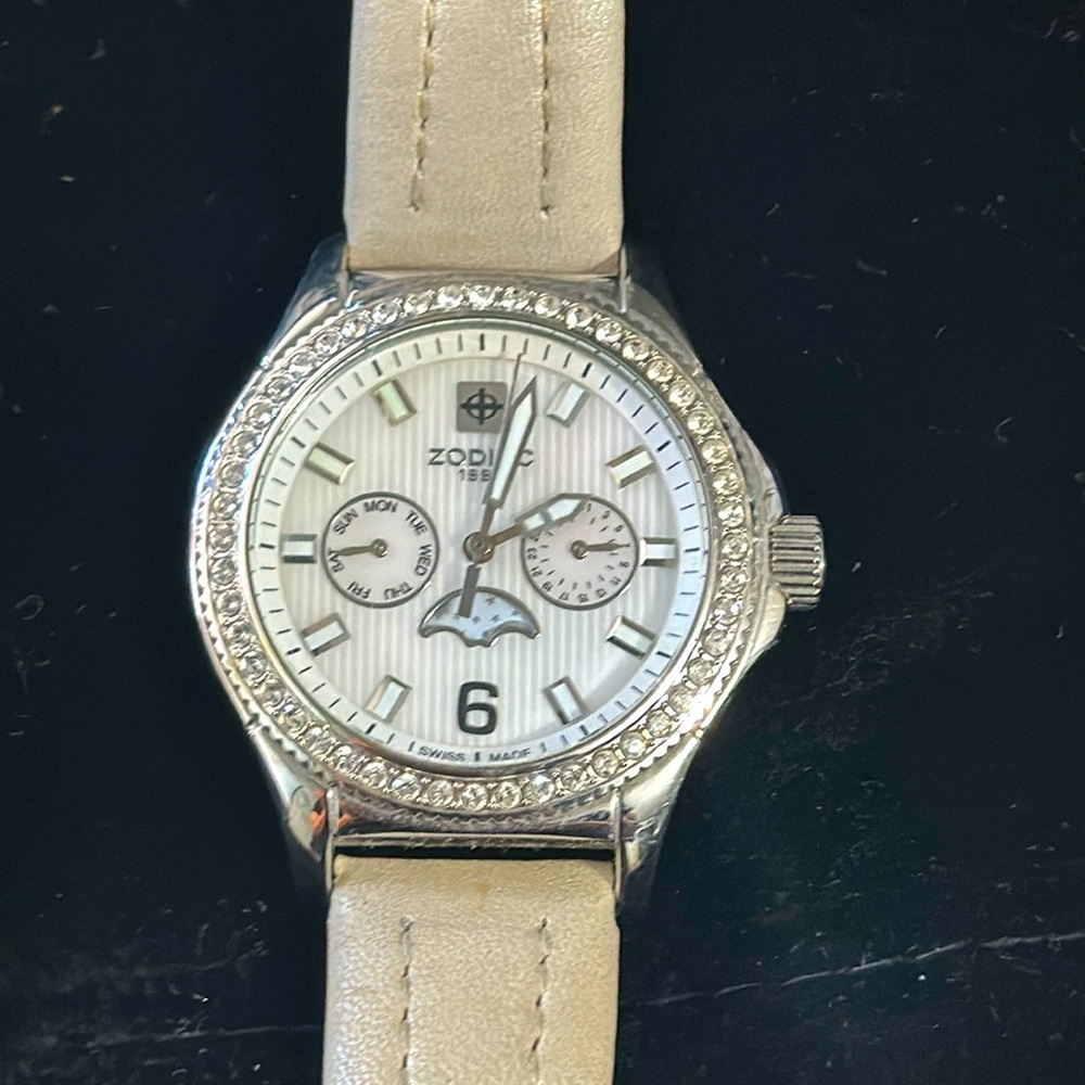 Zodiac Air Dragon 1882 Chronograph Swiss Watch Z07617